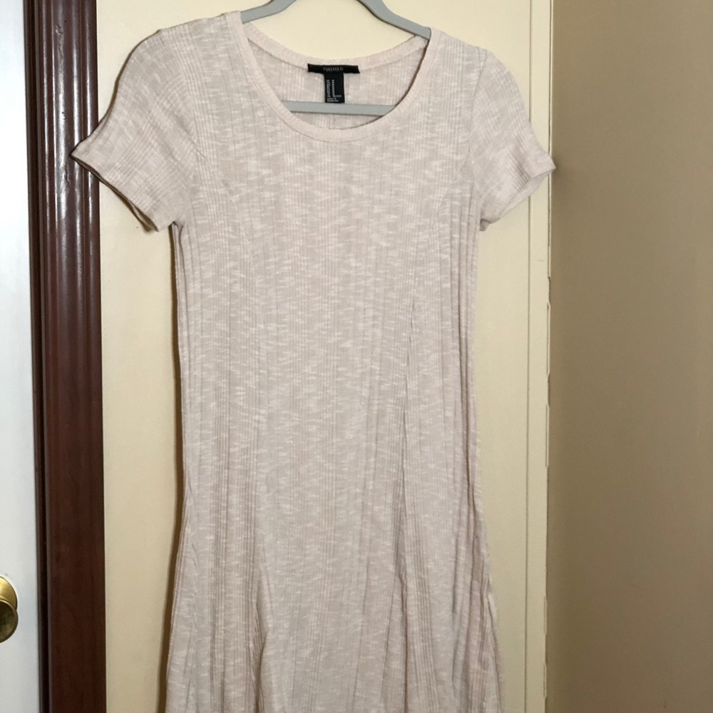 Light Sweater Dress - Picture 5 of 6